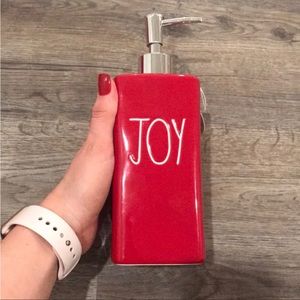 Rae Dunn NWOT Soap dispenser